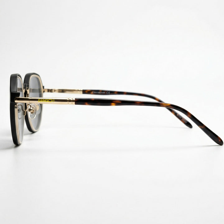 Lunettes de soleil MIDNIGHT BROWN - clip on marron unisex – vue trois quarts – Gango Brand