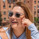 Lunettes de soleil JADE blanches unisex – vue de profil – Gango Brand
