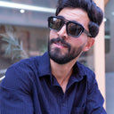 Lunettes de soleil FROSTBITE noires unisex – porté – Gango Brand