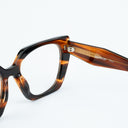 Lunettes de soleil AURA marron femmes – vue trois quarts – Gango Brand