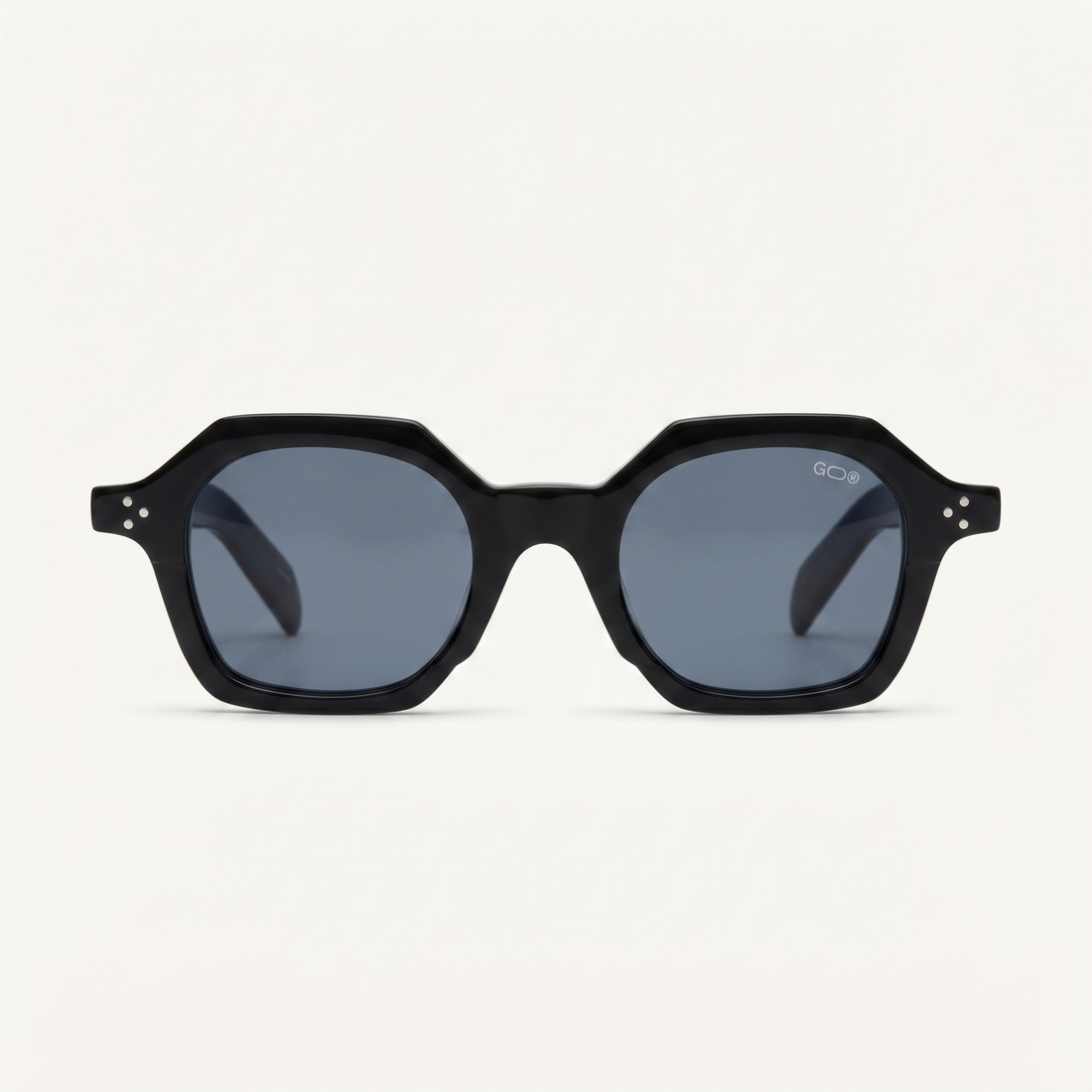 Lunettes de soleil AERO noires unisex – vue de face – Gango Brand