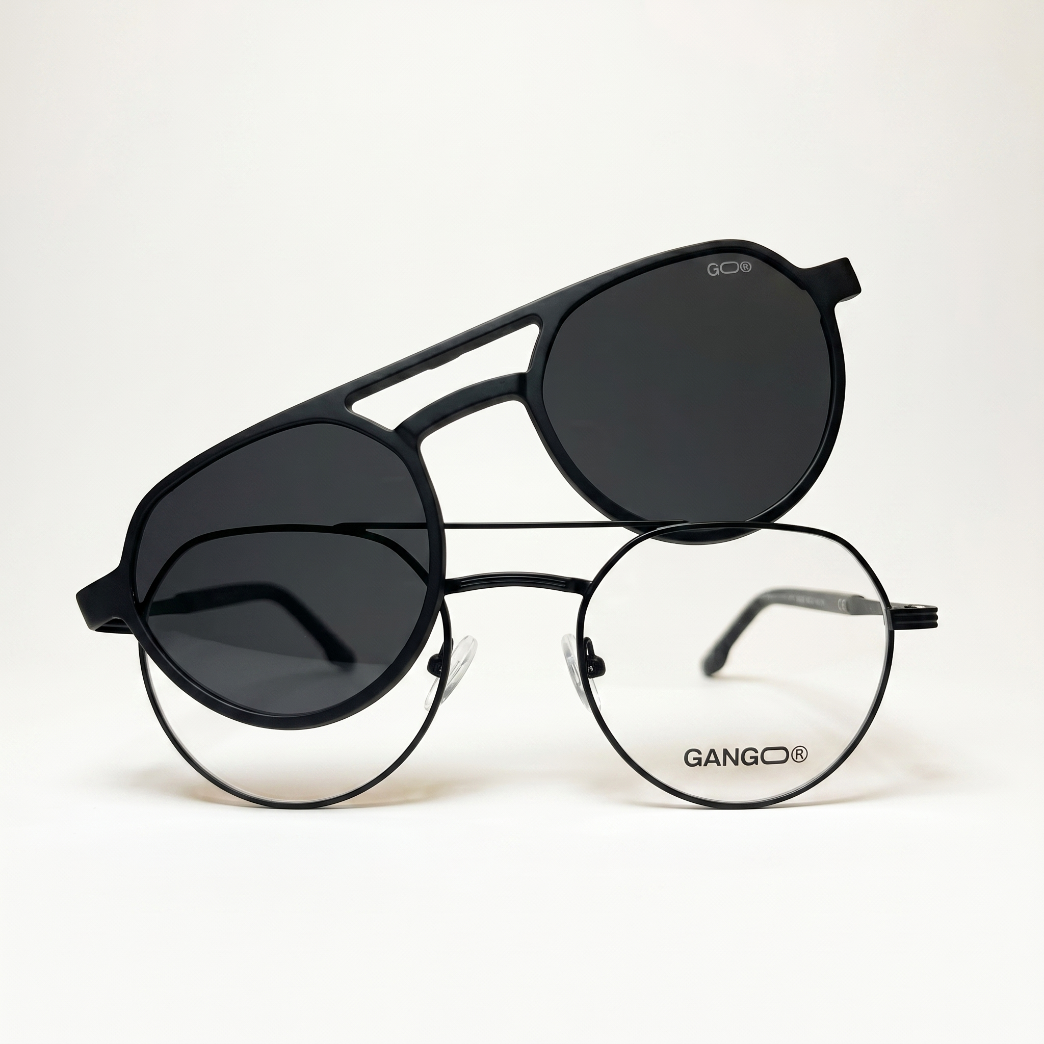 Lunettes de vue VECTRA noires unisex – vue de face – Gango Brand