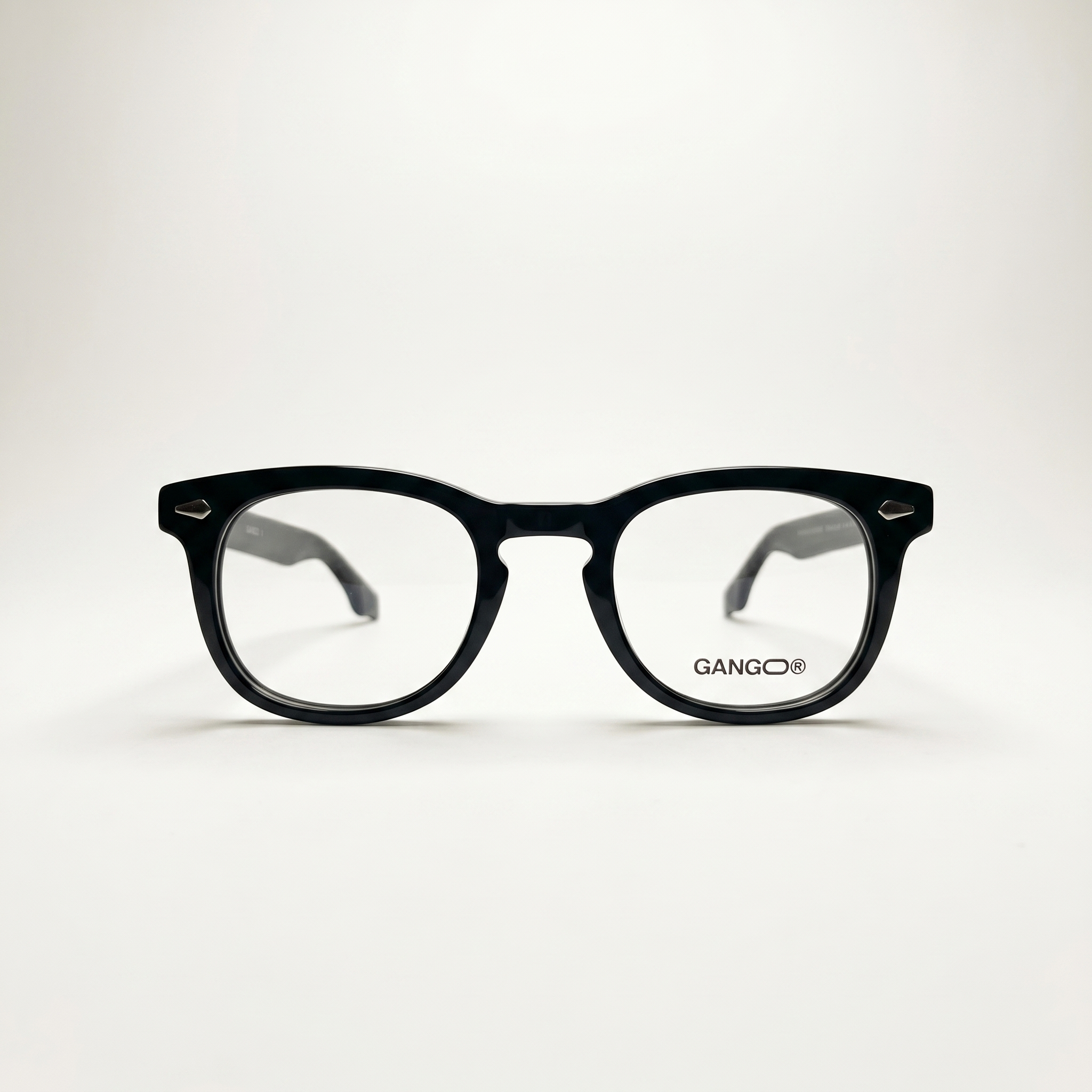 Lunettes de vue RAYO noires unisex – vue trois quarts – Gango Brand