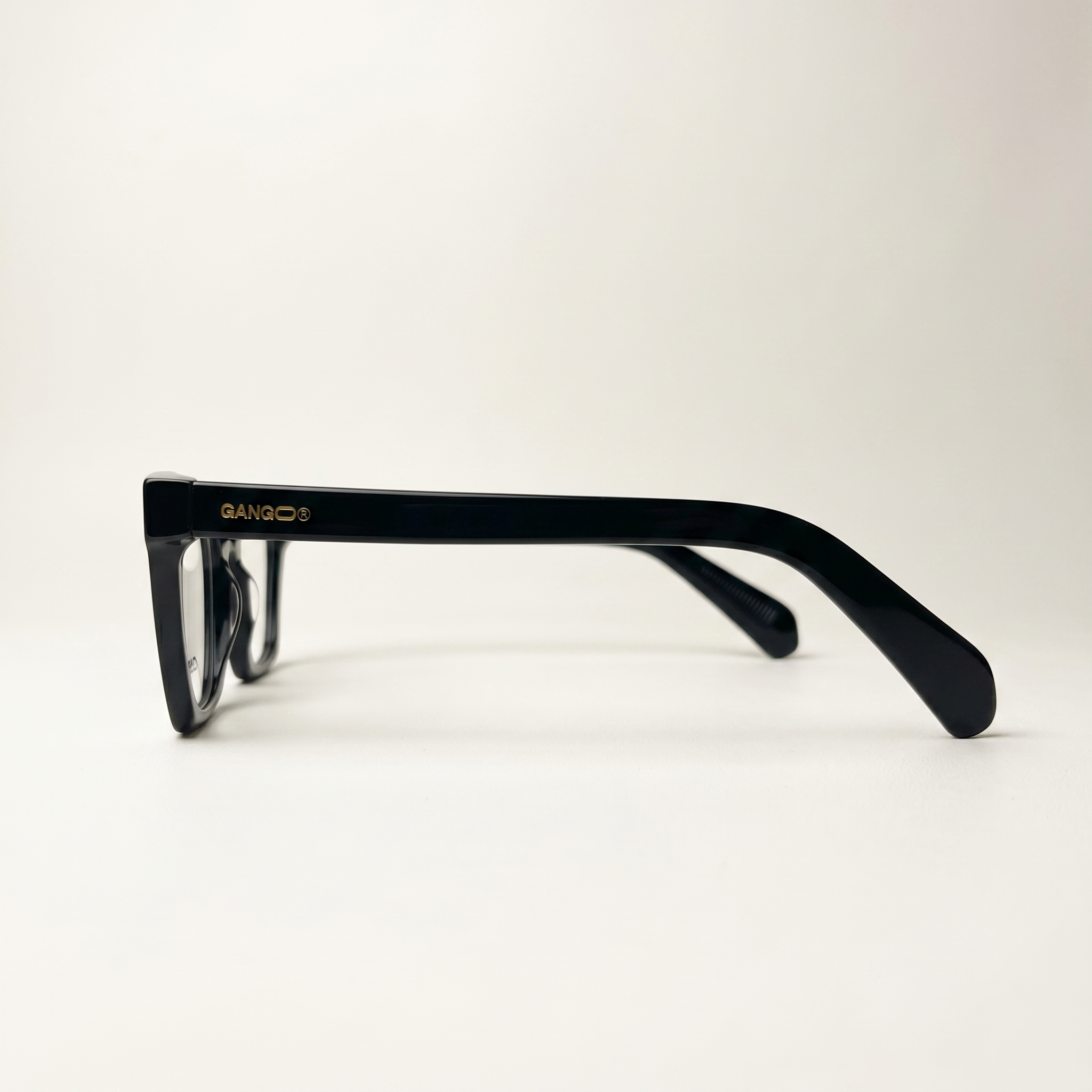 Lunettes de vue SOLANA noires unisex – vue arrière – Gango Brand