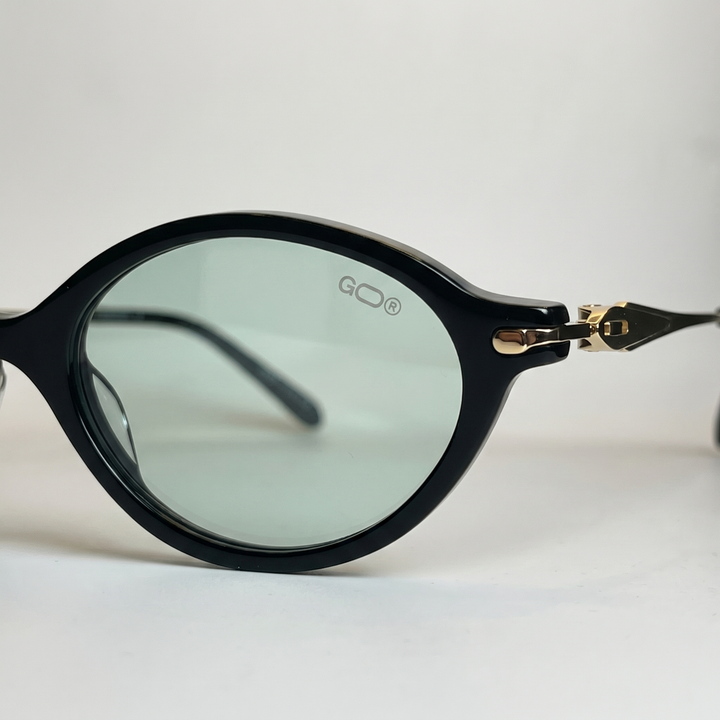 Lunettes de soleil PALMA noires unisex – vue trois quarts – Gango Brand