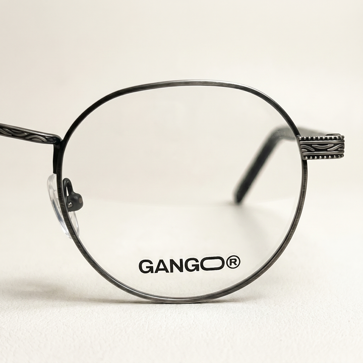 Lunettes de soleil CALA unisex – porté – Gango Brand