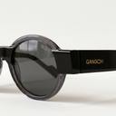 Lunettes de soleil DUSK grises unisex – détail de la monture – Gango Brand