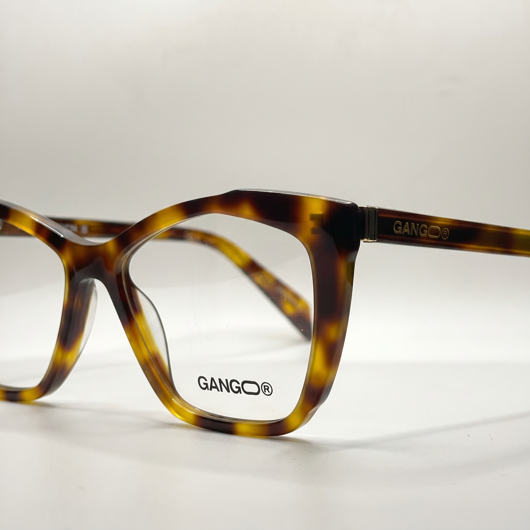 Lunettes de vue SIRENA marron unisex – vue trois quarts – Gango Brand